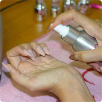 Best Nails - Apply Spray Prep to the nail surface.