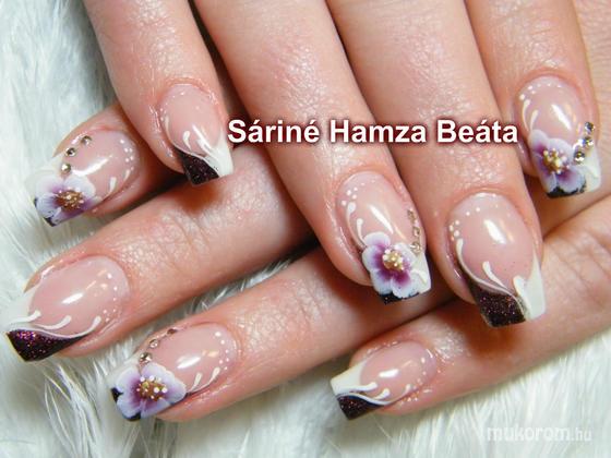 Sáriné Hamza Beáta (Baross Beauty Szalon) - virágos - 2013-01-05 20:22