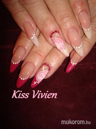Kiss Vivien - színváltó zselé - 2013-01-24 18:24