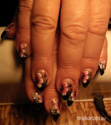 G.  Noémi - 001 - 2013-05-07 22:18