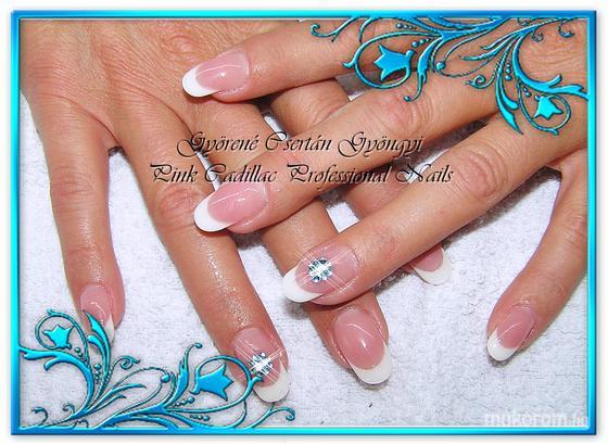 Gyöngyi Györené Csertán - French nails - 2013-12-14 11:32