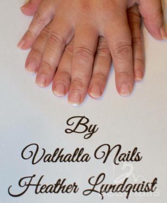 Heather Lundquist - Gel polish manicure on CL - 2015-06-23 17:59