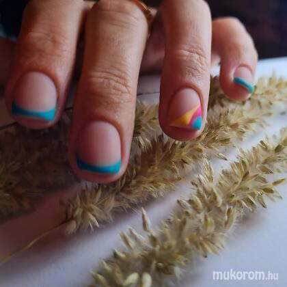 Fodor Marcsi - Summer nails - 2024-07-28 12:00