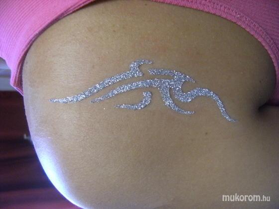 Haga Valéria - silver tattoo - 2012-07-22 10:15
