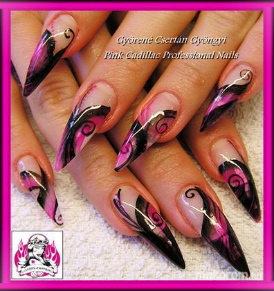 Gyöngyi Györené Csertán - Pink Nails - 2013-07-02 22:05