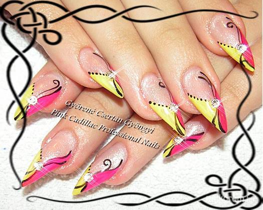 Gyöngyi Györené Csertán - pink and yellow nails - 2013-07-02 22:09