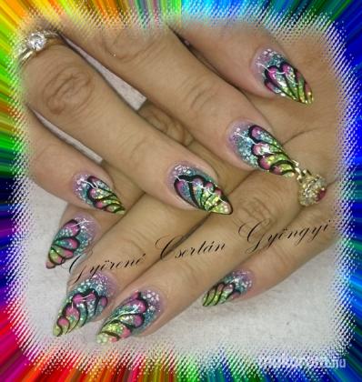 Gyöngyi Györené Csertán - Rainbow nail - 2015-10-19 21:40