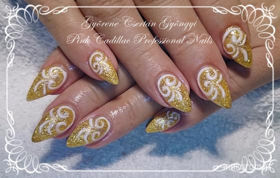 Gyöngyi Györené Csertán - Gold nails - 2016-07-12 20:56
