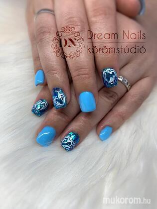 Dream Nails Körömstúdió - kékség szépség - 2022-03-10 17:34