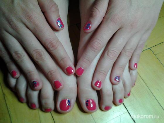 Nail Beauty körömszalon "crystal nails referencia szalon" - Lányomnak - 2012-06-02 22:47