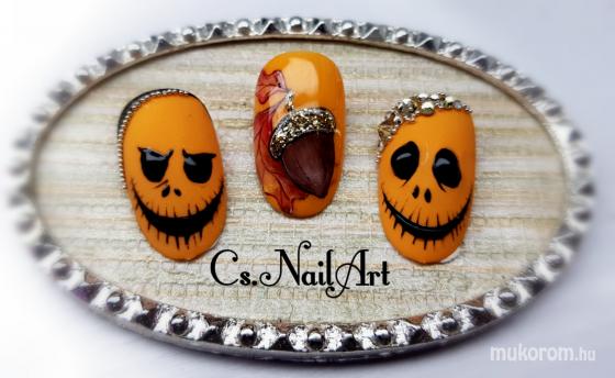 Cs.NailArt - Őszi Halloween - 2019-10-20 09:40