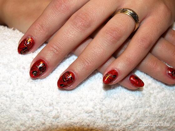 Art4you Nails - Pici piros - 2011-09-21 13:42