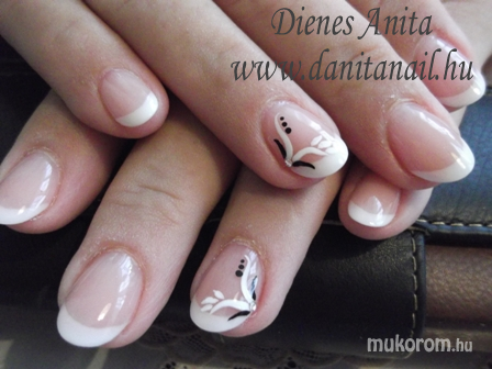 Dienes Anita - fehér fr akryl - 2011-10-18 08:06