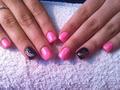 pink fekete