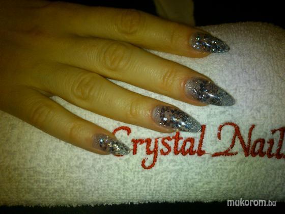 Fazakas Eva - zselé beépitett diszekkel - 2012-05-06 14:45