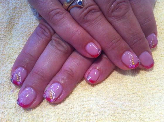 Bridget Nails - pink - 2012-11-22 09:18