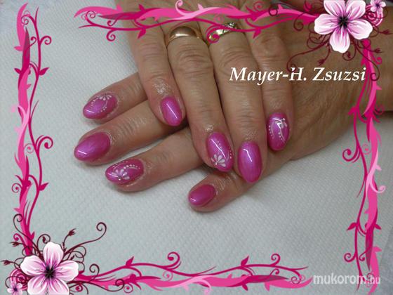 Mayer-Horváth Zsuzsanna - Pink - 2014-08-05 22:25