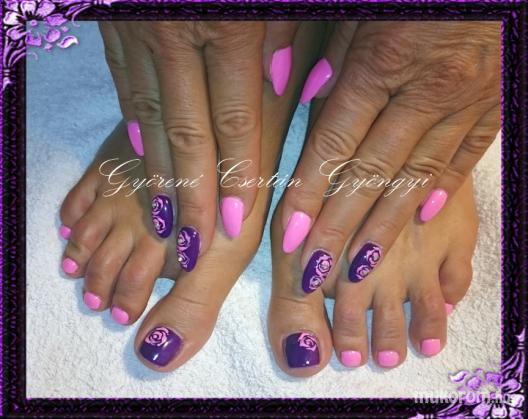 Gyöngyi Györené Csertán - Pink and purple nail - 2015-10-19 21:38