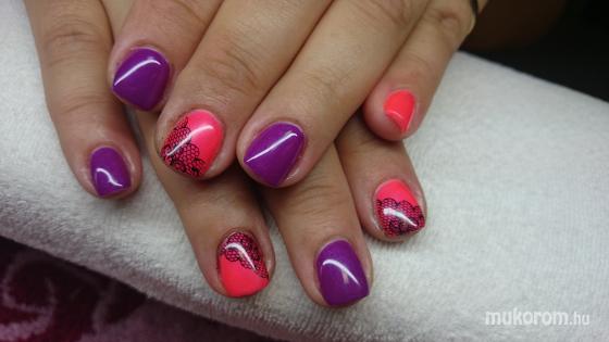 Nail Beauty körömszalon "crystal nails referencia szalon" - Gumizselés megerősítés - 2016-07-15 13:25