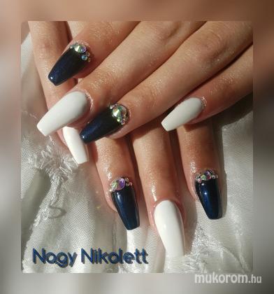 Nagy Nikolett - Coffin nails  - 2016-09-05 12:08
