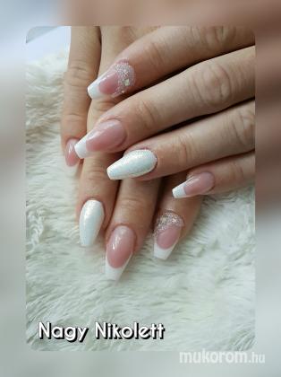 Nagy Nikolett - French nails  with pixie - 2016-09-23 15:04