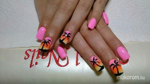 Nails Székesfehérvár - neon pink - 2017-03-25 18:58