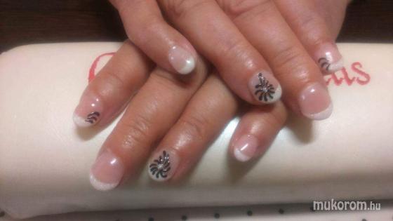 Nails Székesfehérvár - picike  - 2017-03-25 19:48