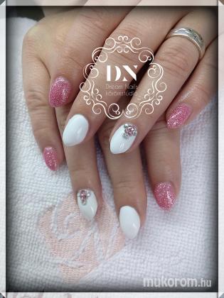 Dream Nails Körömstúdió - Selymes csillogás - 2017-09-03 21:14