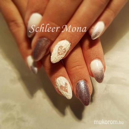 Mónika Schleer - pulcsis - 2018-01-17 12:33