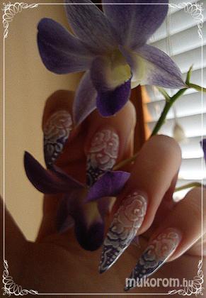 Vinczek Anett - mega white virágos - 2011-02-26 15:37