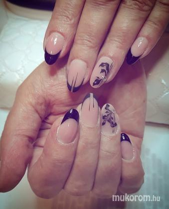 Dósa Viktória - Salon nails - 2021-04-09 11:30
