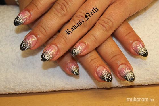 Lili Nails Nottingham - akril - 2011-09-07 22:23