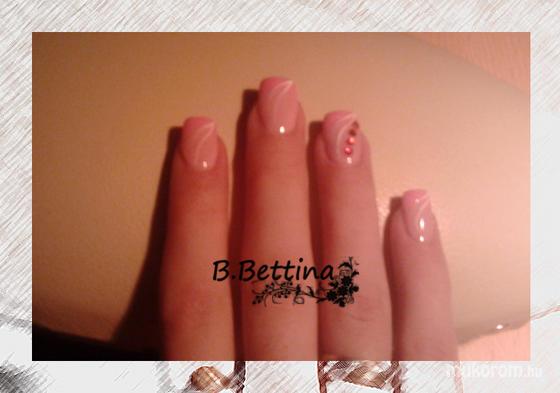 Bistyei Bettina - sajátom rózsaszínben - 2012-02-09 23:03